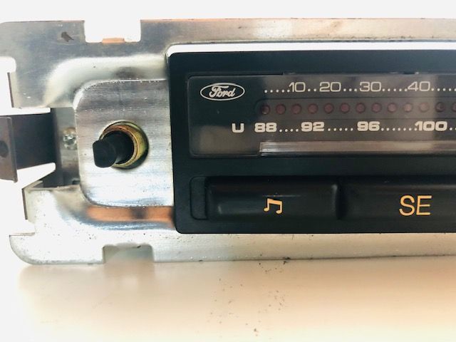 Oldtimer 2x Original Ford Autoradio P22D ! Ca. 70-80 er Jahren ! in Schömberg