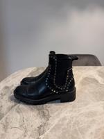 Zara Bikerboots mit Nieten in schwarz silber in Gr. 37 (37,5) Hessen - Hanau Vorschau