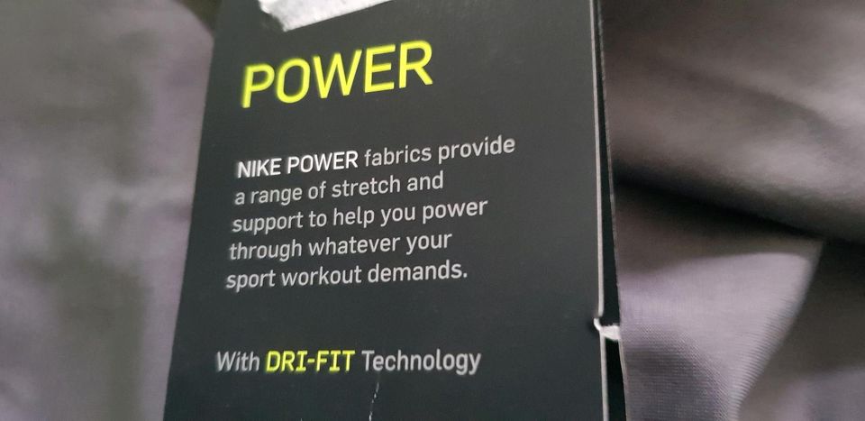 Neuer Nike Damen Lauf - Einteiler, Bodysuit, Gr. S, Grau in Ense