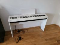 Digitalpiano Roland FP 30 weiß mit Stativ Leipzig - Gohlis-Nord Vorschau