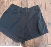 monki culotte Shorts s kurze Hose Stoff Hosenrock Niedersachsen - Bokensdorf Vorschau