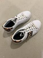 Sneaker / Turnschuhe Guess Dortmund - Benninghofen Vorschau