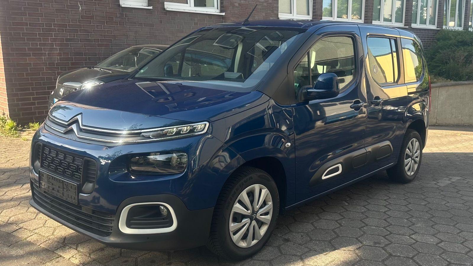 Abbildung des Autos Citroën Berlingo BlueHDi…
