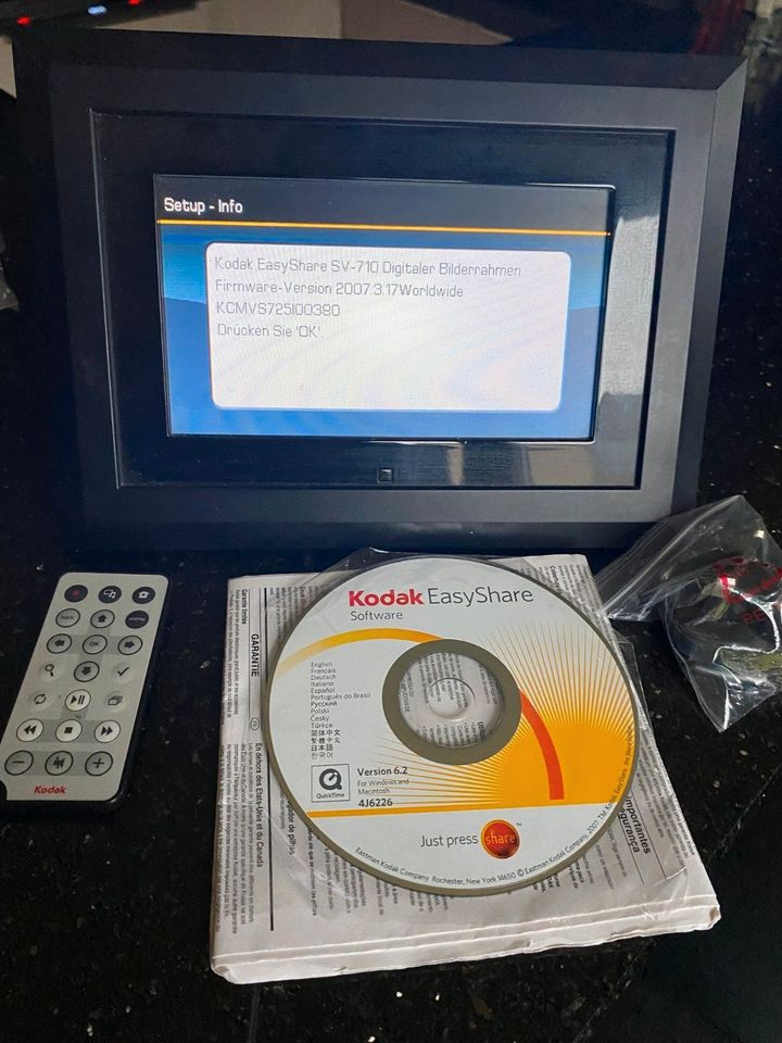 Digitaler Bilderrahmen Kodak EasyShare SV710 in Düsseldorf