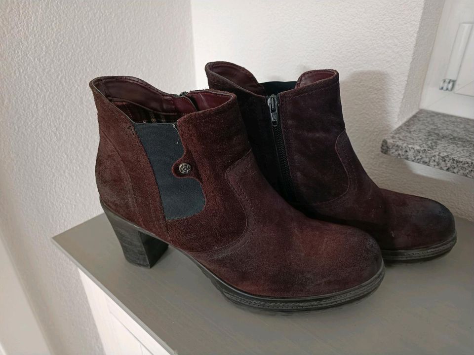 Marc Stiefeletten Boots 41 Beere in Schwendi