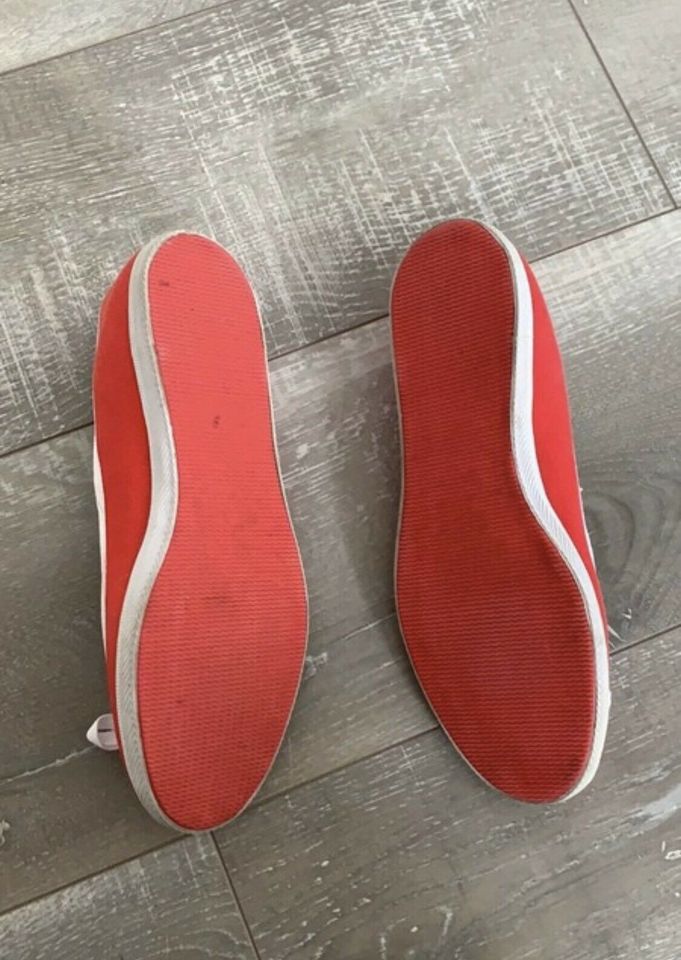 Lacoste Sport Ballerinas Rot/Weis Größe 39 in Freital