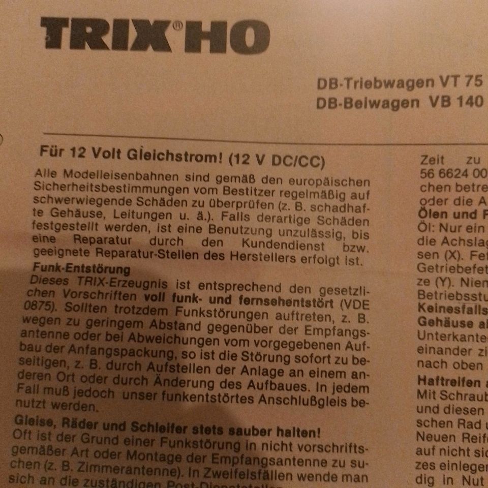 TRIX H0 2470 Triebwagen VT 75 mit Beiwagen VB 140 in Versmold