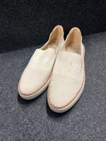 UGG Slipper Sneaker weiß 39,5 Niedersachsen - Scheeßel Vorschau