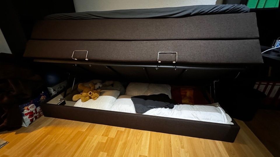 Boxspringbett in braun, sehr gute Qualität, 90 x 200, so gut wie in Berlin