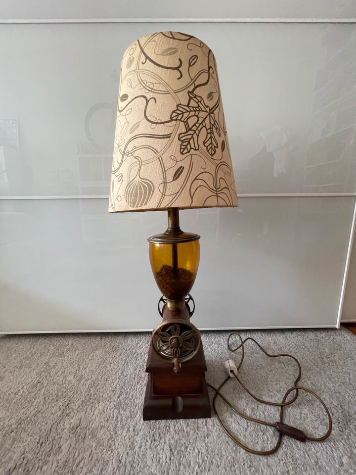 Kaffeemühle Lampe Antiquität Kunst Vintage „Einzelstück “ in Berlin