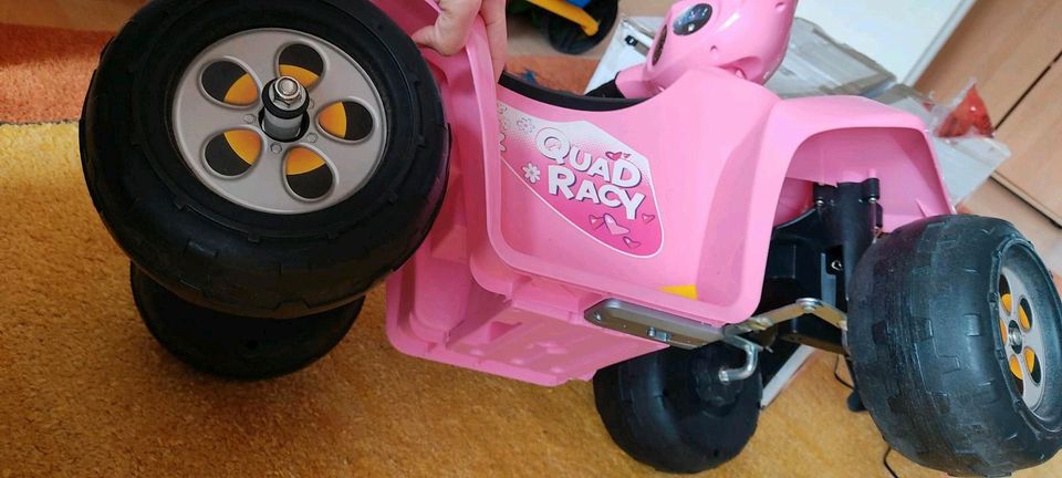 Quad Racy Pink in Schwalmstadt