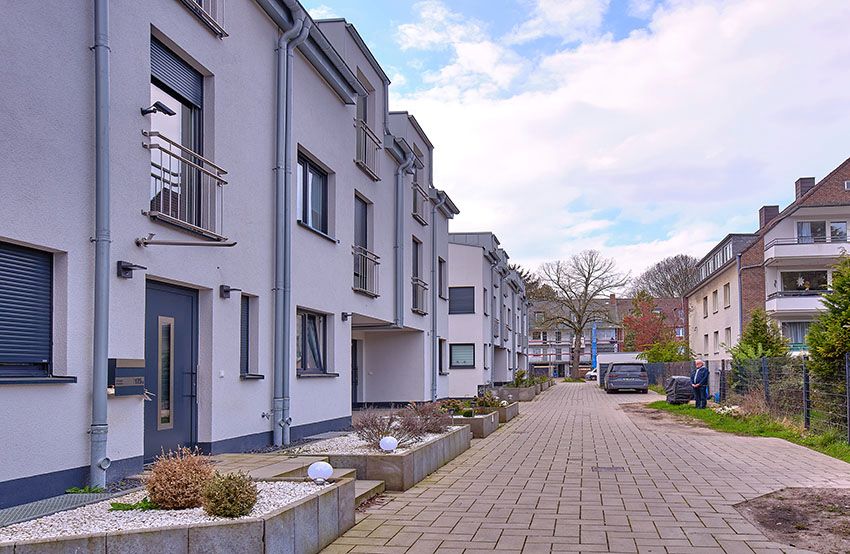 7 exklusive Stadtvillen im Grünen - Düsseldorf Vennhausen in Düsseldorf