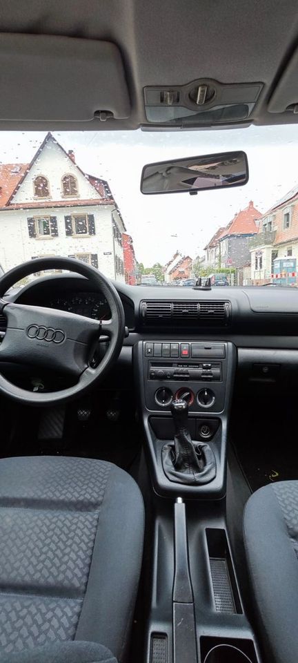 Audi A4 1.8 Benzin günstig, Händler,Export, kein TÜV in Karlsruhe