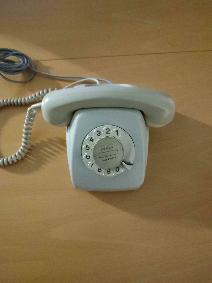 Wählscheiben Telefon 70er Jahre in Mönchsroth