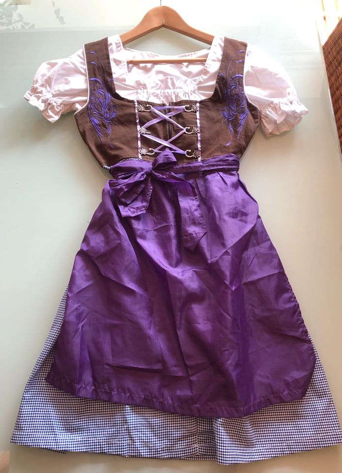 Schöne braunes lila Dirndl Gr. 34 (ohne Bluse) in München