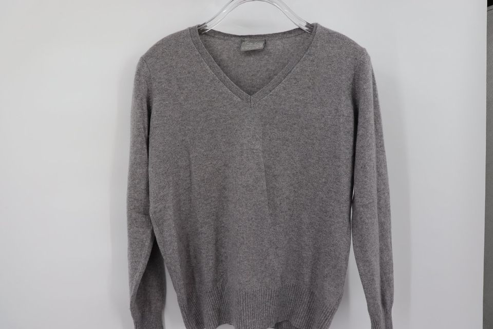 Damen Pullover aus 100% Kaschmir in Größe L Strickpullover Grau in Bonn