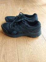 Sportschuhe Gr. 40 Asics schwarz Damen Nordrhein-Westfalen - Salzkotten Vorschau