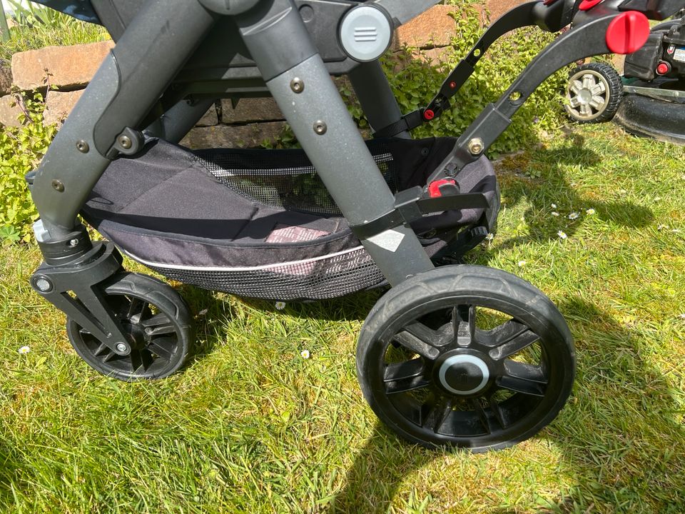 Kinderwagen 3 in 1 in Waltrop