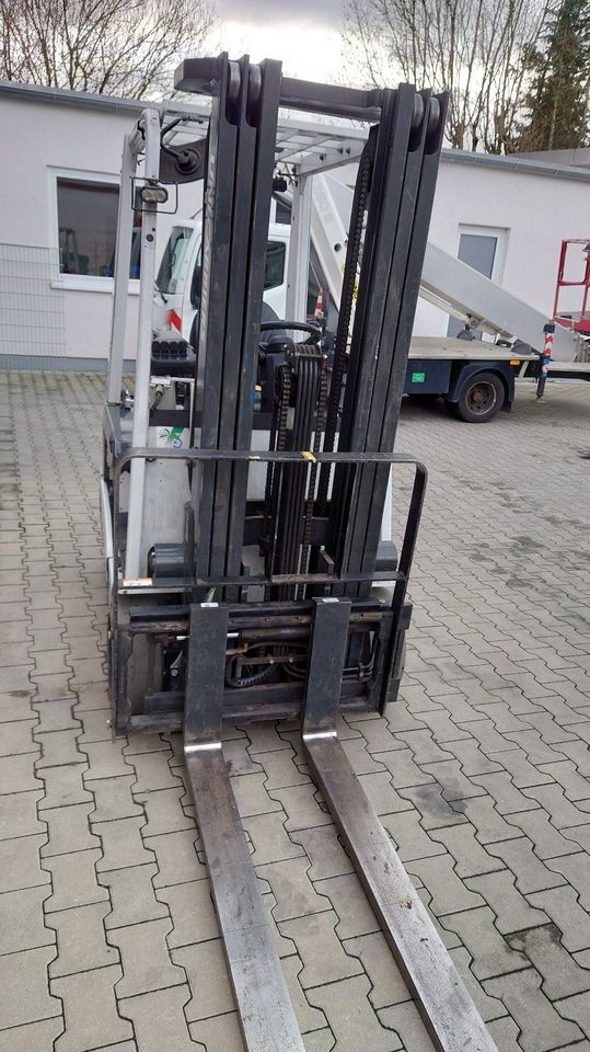 Elektrostapler Unicarrier 1,8to 2015 Triplex Stapler Gabelstapler in Oftersheim