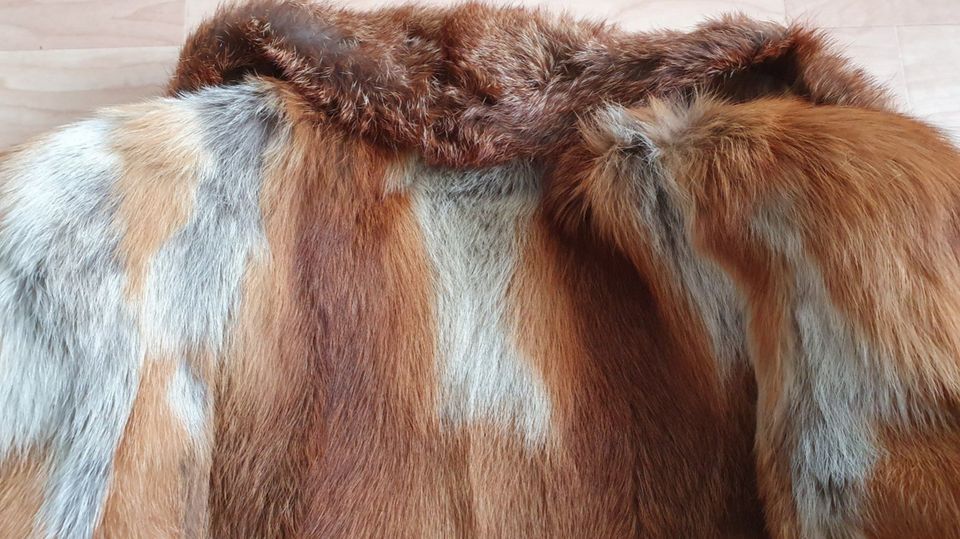 Echt Fuchs Pelzjacke Gr.40 Pelz Kappe extra Preis VHB in Bühl