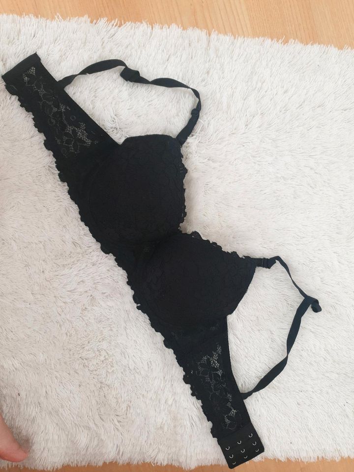 *NEU ohne Etiketten* 75 C ~ 2 süße BHs schwarz und rose in Sindelfingen