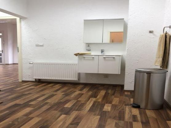 Schönes, renoviertes Büro oder Ladenlokal im Stadtzentrum von Velbert, 65m² in Velbert