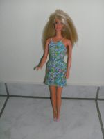 Barbie in blauem Kleid Bayern - Parsberg Vorschau