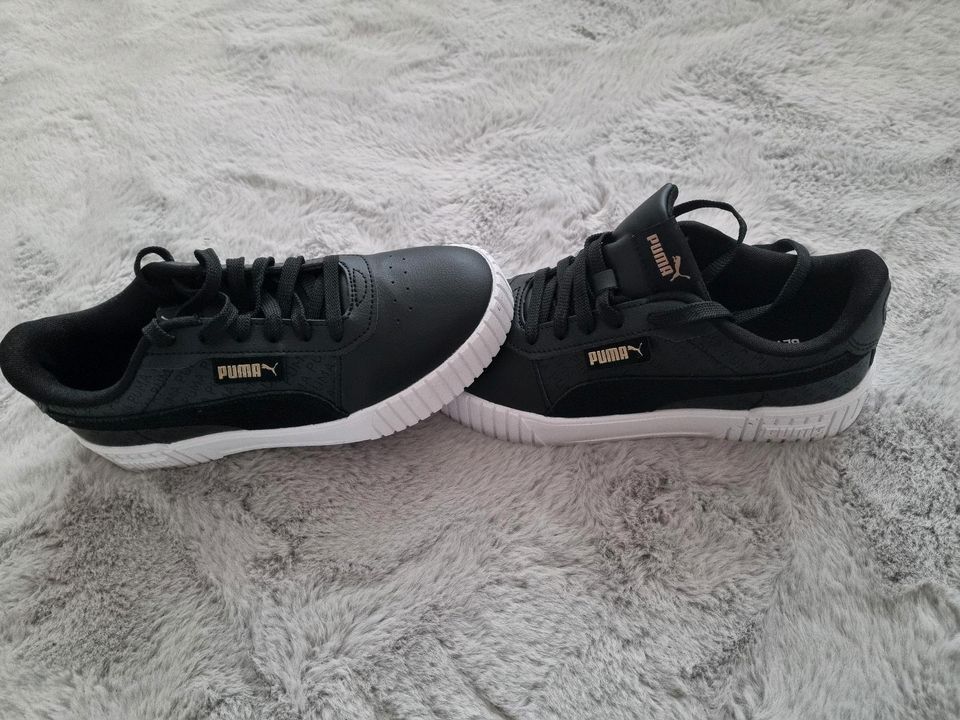 Puma Schuhe *** NEU *** in Essen