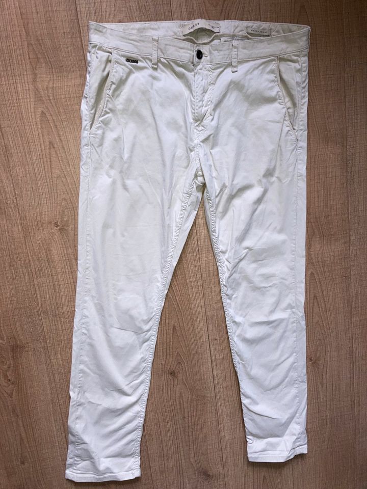 Guess chino Hose beige 36 XXXL in Berlin