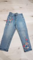 George England Mädchen Relaxed Skinny bestickte Jeans Gr.104-110 Hessen - Braunfels Vorschau