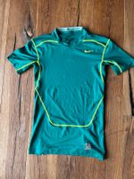 Nike Pro Combat Kompressionsshirt Gr. S Frankfurt am Main - Innenstadt Vorschau