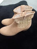 Graceland Stiefeletten braun neu Größe 39 Absatz ca 6 cm Nordrhein-Westfalen - Erkelenz Vorschau