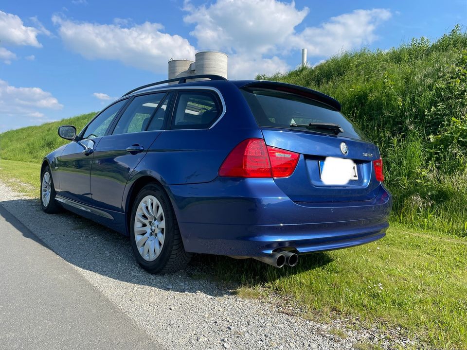 BMW 325i Touring LCI E91 in Anröchte