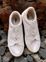 Zara Sneaker Schuhe " Glitzer " NP 49€ Hessen - Felsberg Vorschau