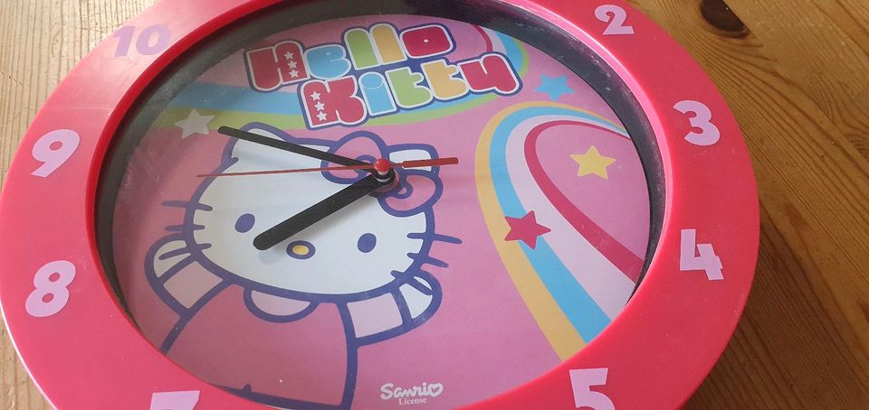 Wanduhr Hello Kitty, Uhr, Sanrio in Wilnsdorf