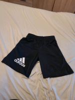 Kurze Sporthose von adidas Niedersachsen - Hermannsburg Vorschau