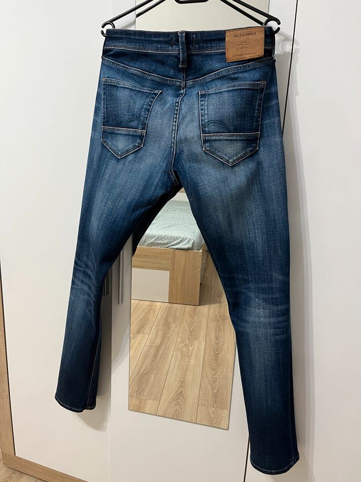 Jeans Herren Jack&Jones 31/32 in Augsburg