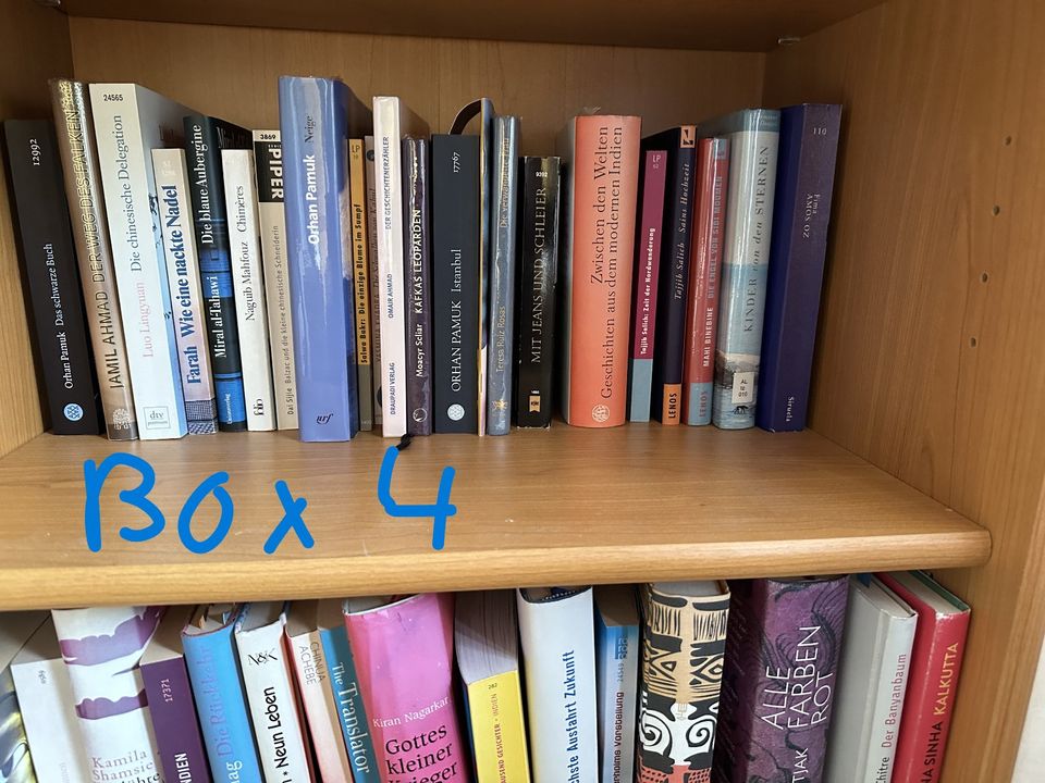 Buchsammlung Box 1-4 in Trier