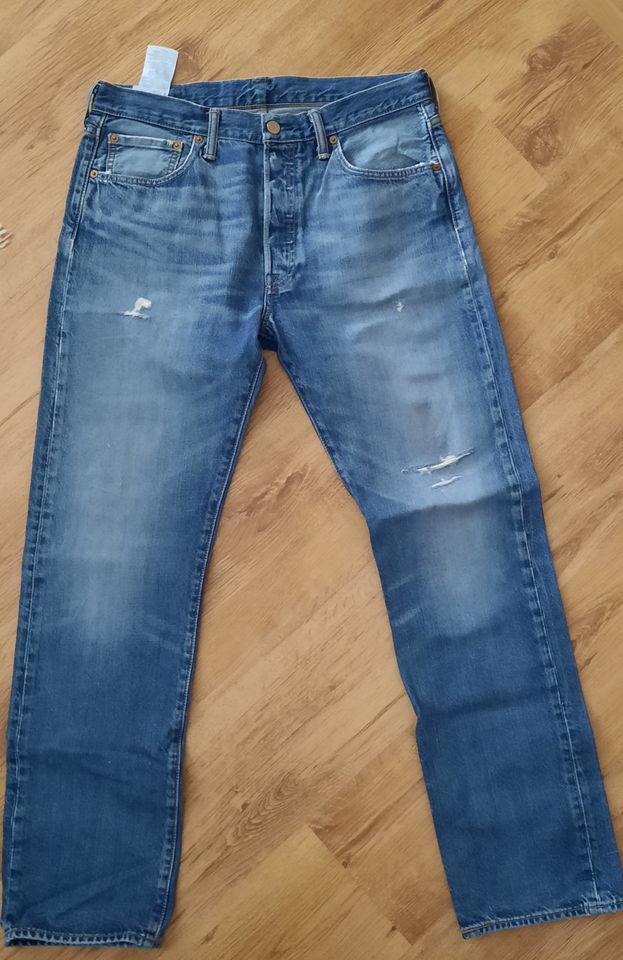 Herren Vintage Original levi's W 33 L32 Mittelblau mit Löchern in Erfurt