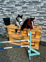 2 Hobby Horse Stall Pferd Holzpferd Spielzeug Mädchen Geschenk Müritz - Landkreis - Penzlin Vorschau