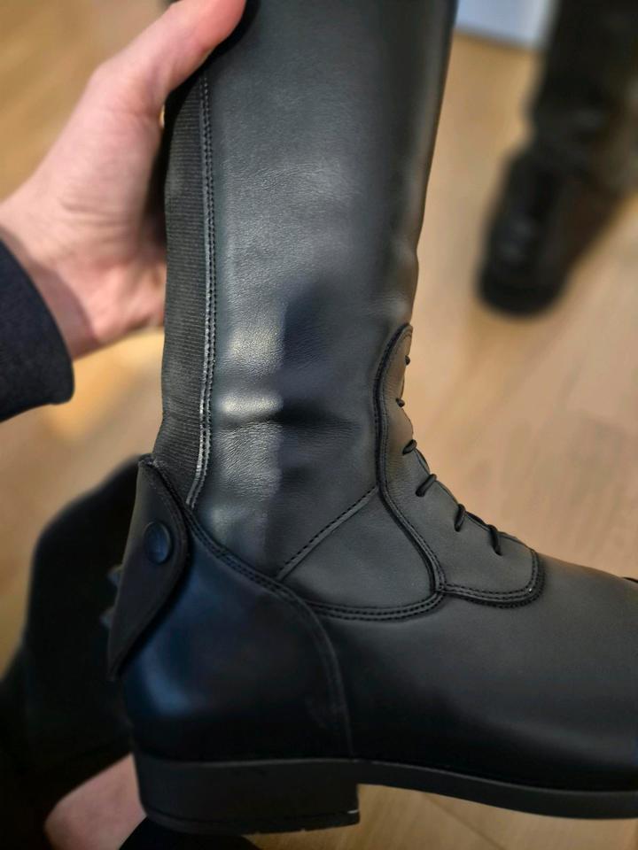 Fast NEU Cavallo Linus Slim Jump 7-7 1/2 51 (49,5) 34 schwarz in Mülheim (Ruhr)