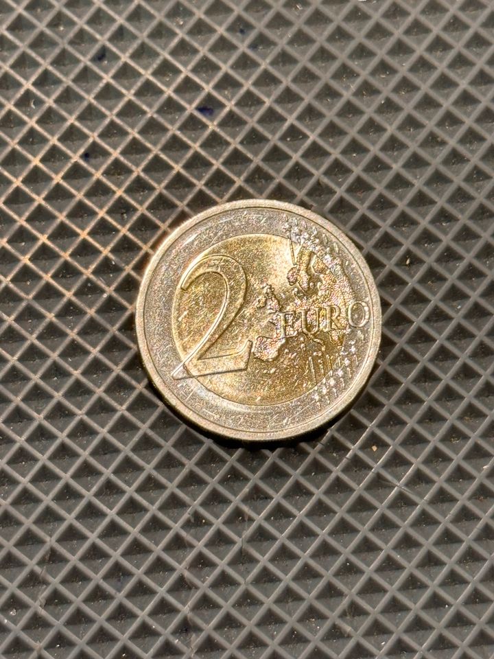 2 Euro Münze in Frankfurt am Main