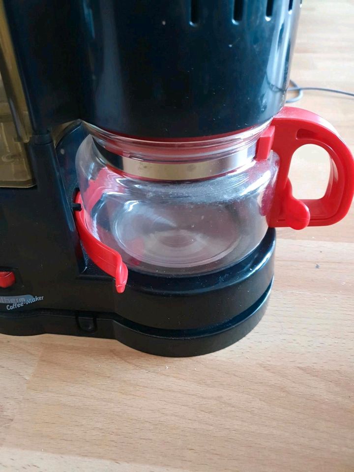 Verkaufe hier eine Kaffeemaschine mit Zigarettenanzünder 12V in Salzhausen