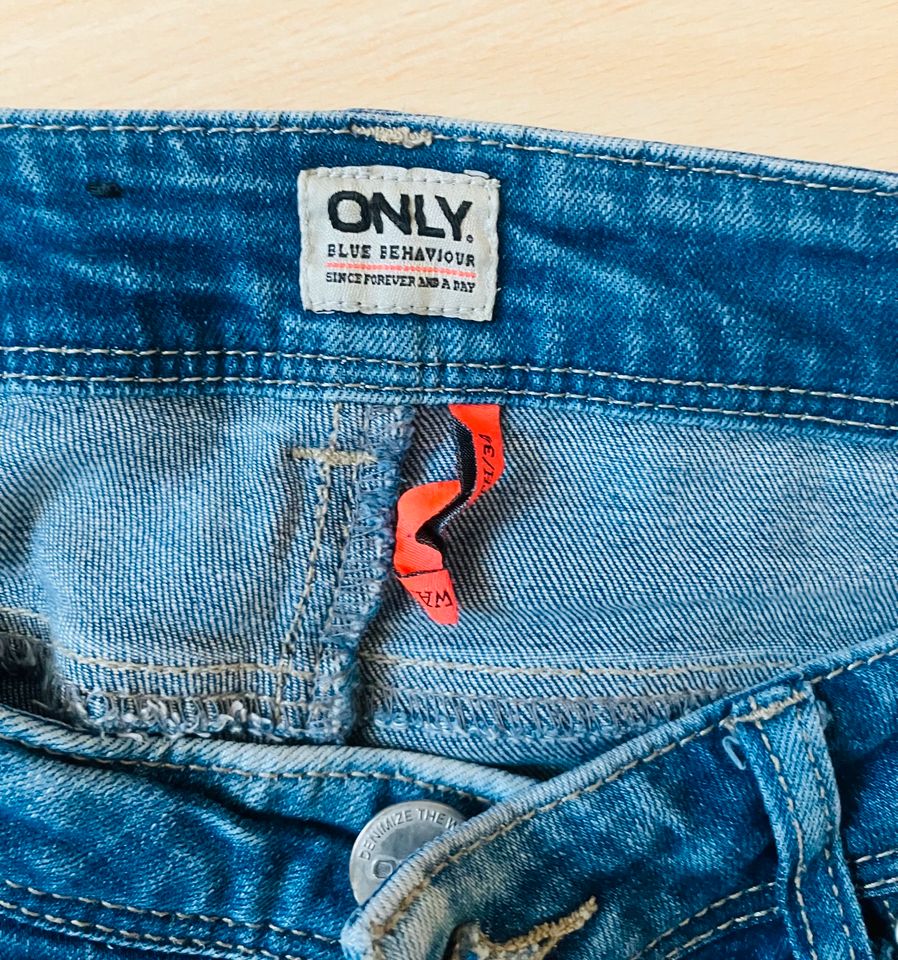 Only Jeans Gr. 26 in Müllrose