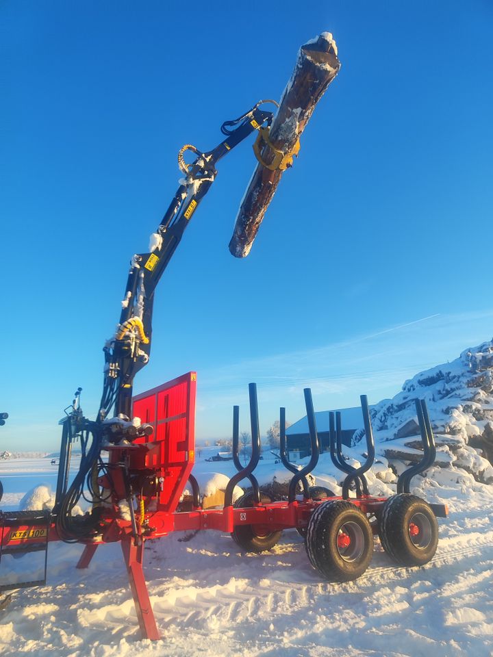 Rückewagen13,7 t mit 6,7 m Kran nicht BMF, Palms,Perzl, Pfanzelt in Dietramszell