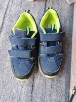 Dunkelblaue Mountain Warehouse Sneaker Halbschuhe Gr. 32 Nordrhein-Westfalen - Remscheid Vorschau