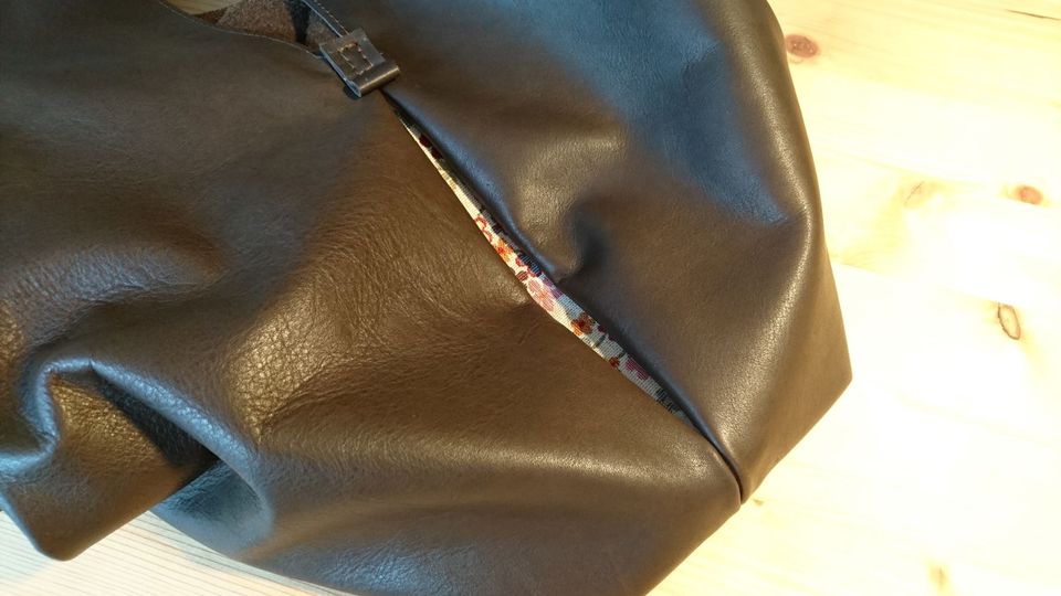 Klassischer Shopper (Tasche) aus Leder (Handarbeit), Unikat in Leichlingen