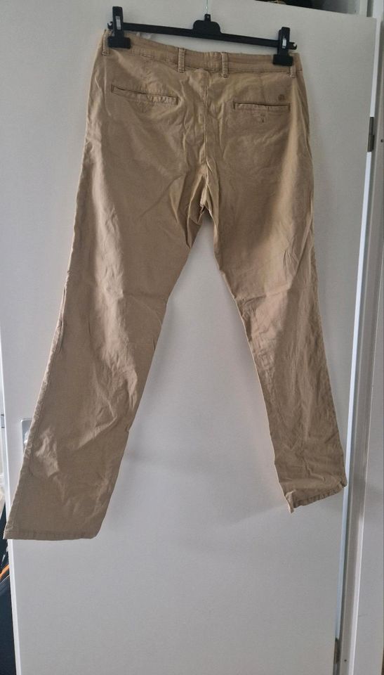 Chinohose dünnere Hose Herren Gr. 33/34 in Duisburg