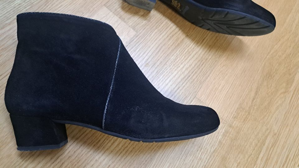 Schicke Kämpgen  Damen Stiefeletten schwarz Gr. 39 neuwertig in Zornheim