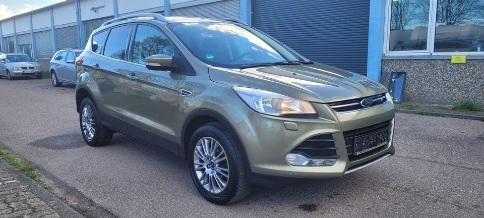 Ford Kuga Titanium 1,6 Ltr. - 134 kW EcoBoost-Automatik-navi in Eggenstein-Leopoldshafen